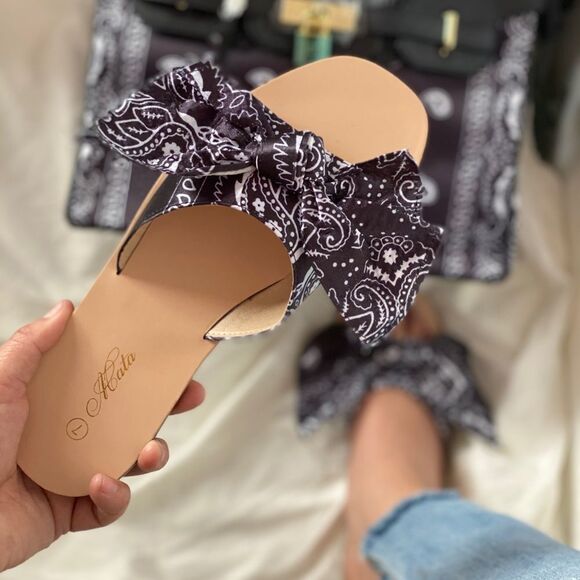 Black Bandana Bow Slides Sandals - Picture 6 of 9